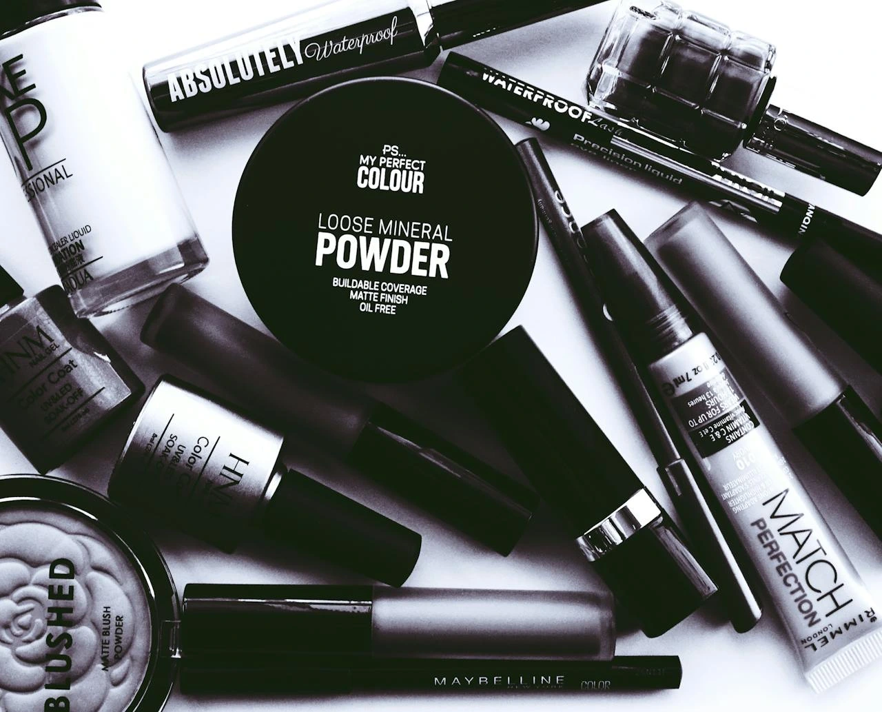Best Mascara for Short Lashes: Transform Your Look Instantly