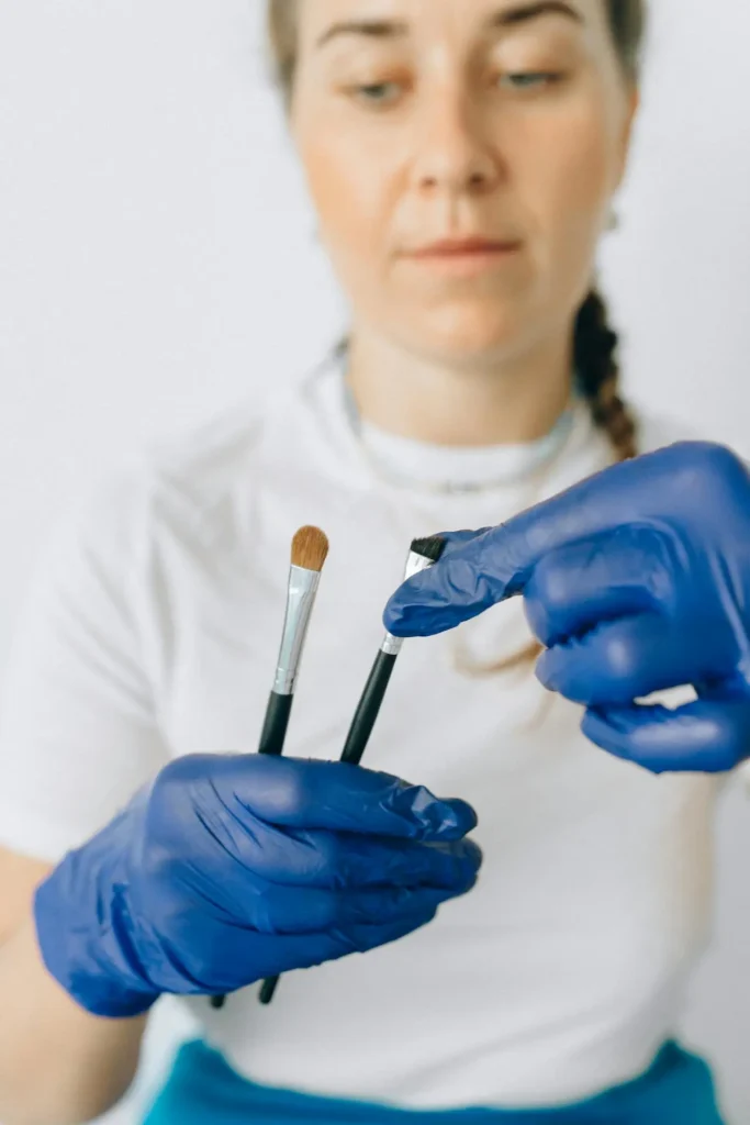 best_way_to_clean_makeup_brushes