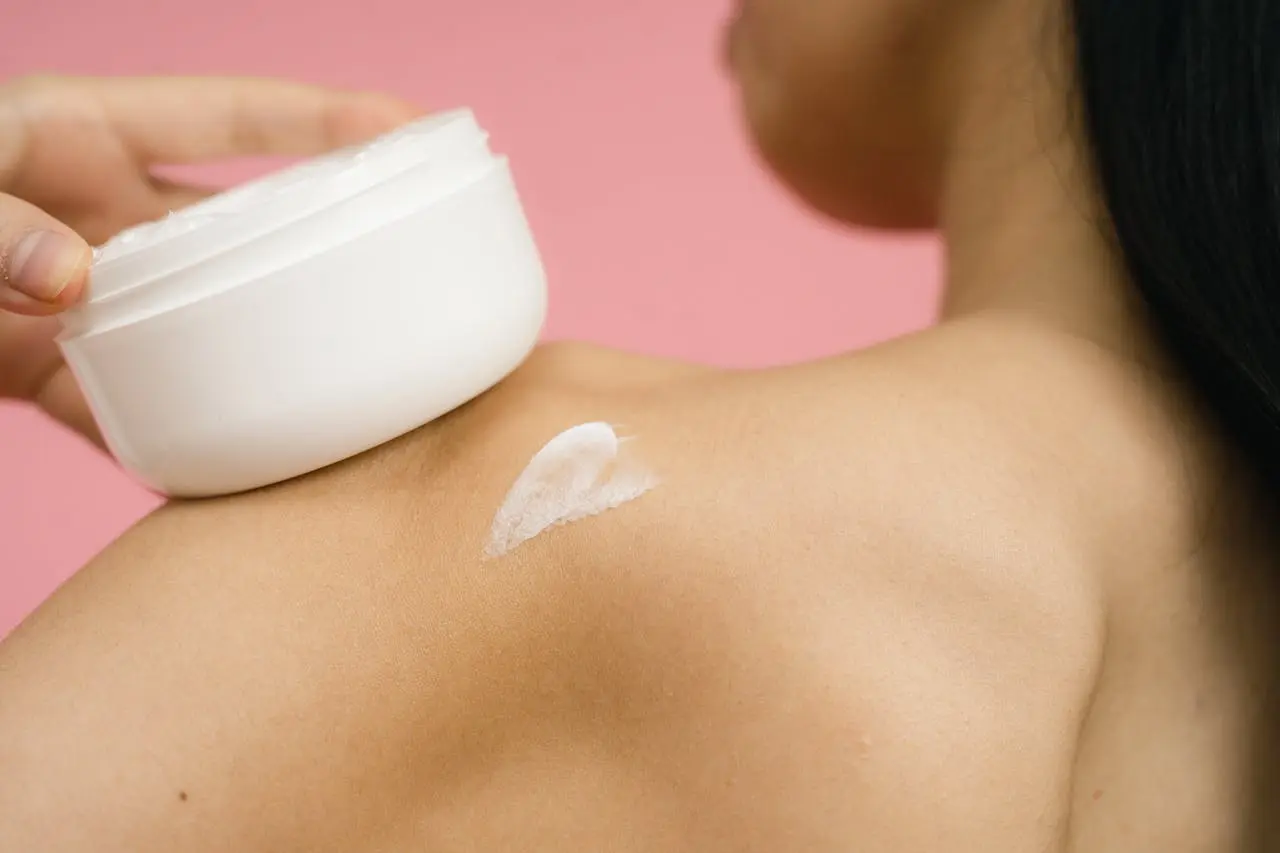 Best Face Moisturizer for Oily Skin: Your Ultimate Guide to Hydrated, Shine-Free Skin